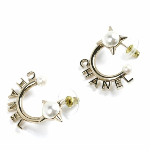 CHANEL CC Logos Pearl Stud Earrings Gold Tone B21A Auth w/Box D-k24 - Picture 5 of 7